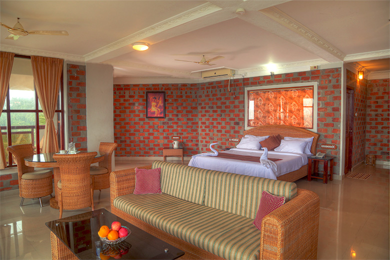 Facilities & Amenities